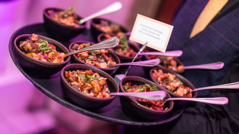 Bowl food - braised beef