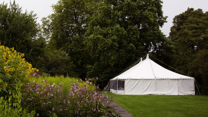 Marquee at the Botanical Gardens, Tasha Park