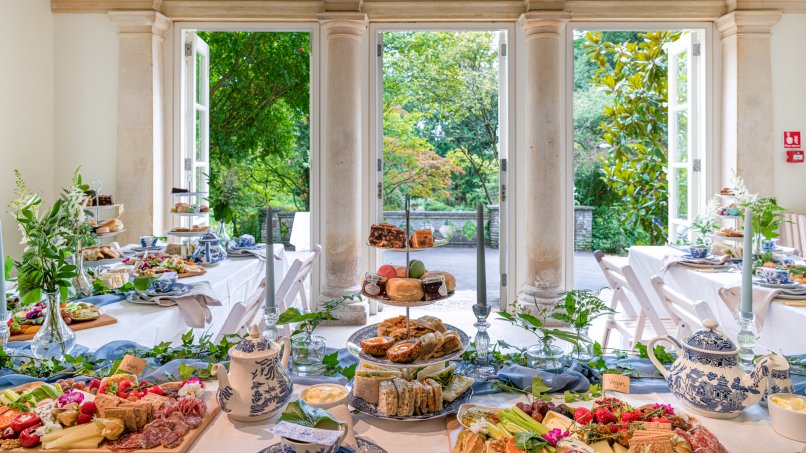 Afternoon tea in the Temple of Minerva, 360 Degree Image Photography