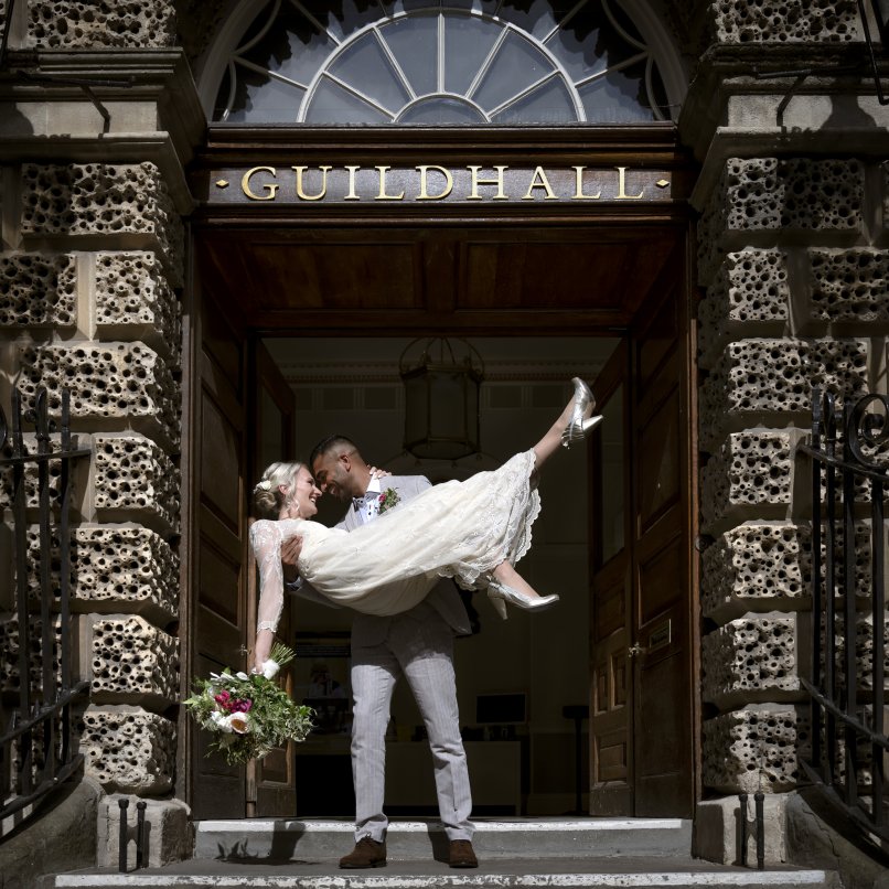 Couple depart the Guildhall, Rich Howman